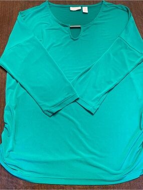 Chico's Green Blouse Size 1 With Bar Detail
